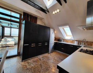 Appartement 4 chambres à vendre dans Cluj-napoca, zone Buna Ziua