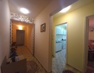 Appartement 4 chambres à vendre dans Cluj-napoca, zone Manastur