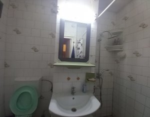 Appartement 4 chambres à vendre dans Cluj-napoca, zone Manastur