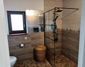 Appartement 4 chambres à vendre dans Floresti