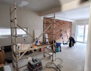 Maison 5 chambres à vendre dans Cluj-napoca, zone Dambul Rotund