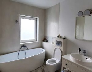 Maison 5 chambres à vendre dans Cluj-napoca, zone Dambul Rotund