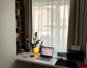 Appartement 3 chambres à vendre dans Cluj-napoca, zone Buna Ziua