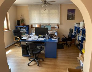 Maison 6 chambres à vendre dans Cluj-napoca, zone Gruia