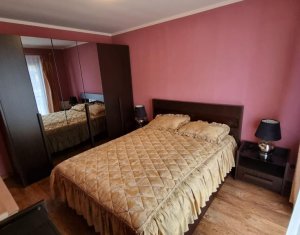 Maison 4 chambres à vendre dans Floresti