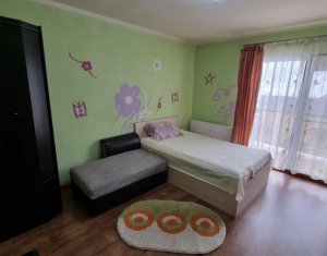 Maison 4 chambres à vendre dans Floresti