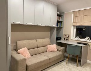 Maison 3 chambres à vendre dans Floresti