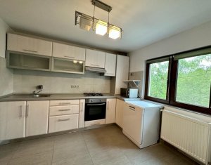 Appartement 3 chambres à vendre dans Cluj-napoca, zone Plopilor