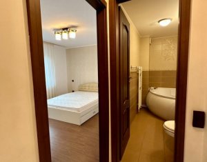Appartement 3 chambres à vendre dans Cluj-napoca, zone Plopilor