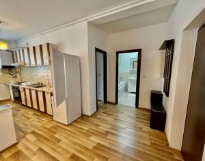 Appartement 3 chambres à louer dans Floresti