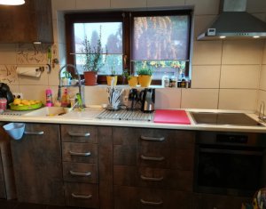 Ház 6 szobák eladó on Cluj-napoca, Zóna Intre Lacuri