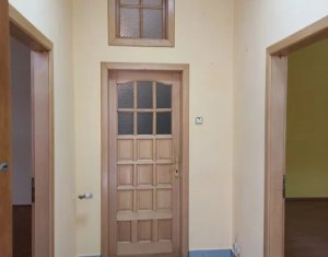 Maison 3 chambres à vendre dans Cluj-napoca, zone Centru