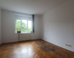 Appartement 4 chambres à louer dans Cluj-napoca, zone Gruia
