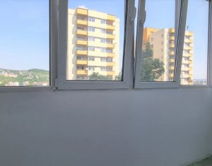 Appartement 3 chambres à vendre dans Cluj-napoca, zone Manastur