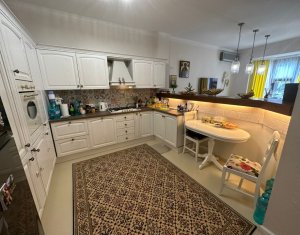 Maison 6 chambres à vendre dans Cluj-napoca, zone Andrei Muresanu