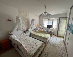 Maison 6 chambres à vendre dans Cluj-napoca, zone Andrei Muresanu