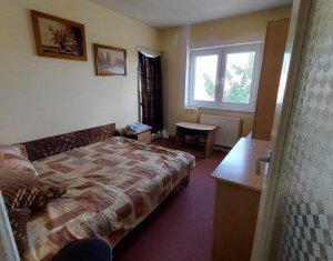 Appartement 4 chambres à vendre dans Cluj-napoca, zone Zorilor