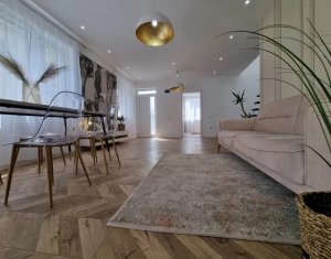 Maison 5 chambres à vendre dans Cluj-napoca, zone Dambul Rotund