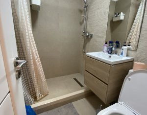 Appartement 4 chambres à vendre dans Cluj-napoca, zone Marasti