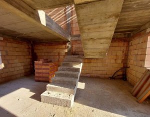 Ház 4 szobák eladó on Dezmir, Zóna Centru