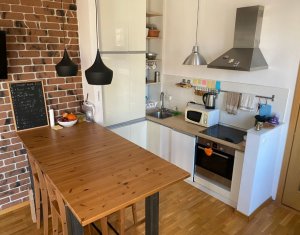 Appartement 3 chambres à vendre dans Cluj-napoca, zone Centru