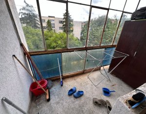 Appartement 3 chambres à vendre dans Cluj-napoca, zone Plopilor