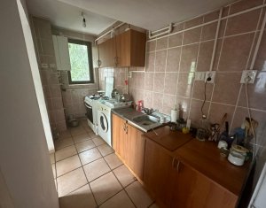 Appartement 3 chambres à vendre dans Cluj-napoca, zone Plopilor