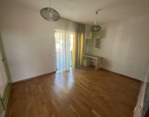 Maison 6 chambres à vendre dans Cluj-napoca, zone Andrei Muresanu