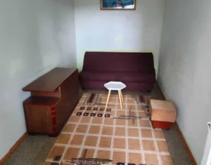 Appartement 4 chambres à vendre dans Cluj-napoca, zone Manastur