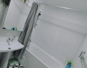 Appartement 3 chambres à vendre dans Floresti