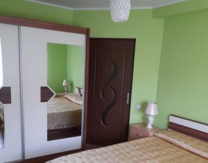 Maison 4 chambres à vendre dans Floresti