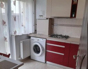 Maison 4 chambres à vendre dans Floresti