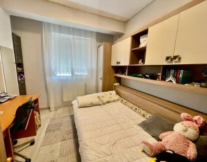 Appartement 3 chambres à vendre dans Floresti
