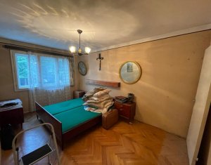 Appartement 4 chambres à vendre dans Cluj-napoca, zone Manastur