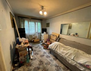 Appartement 4 chambres à vendre dans Cluj-napoca, zone Manastur