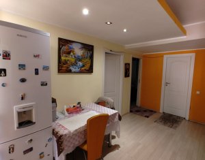 Appartement 3 chambres à vendre dans Floresti