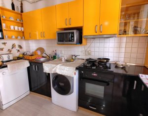 Appartement 3 chambres à vendre dans Floresti