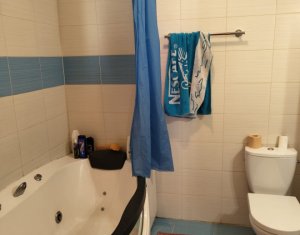 Appartement 3 chambres à vendre dans Floresti