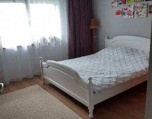Appartement 4 chambres à vendre dans Cluj-napoca, zone Marasti