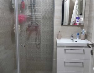 Appartement 4 chambres à vendre dans Cluj-napoca, zone Marasti