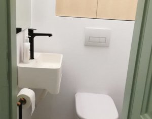 Appartement 3 chambres à louer dans Cluj-napoca, zone Centru