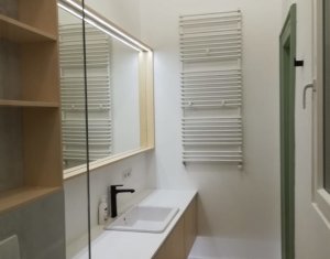 Appartement 3 chambres à louer dans Cluj-napoca, zone Centru