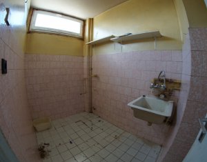 Garzon eladó on Cluj-napoca, Zóna Manastur