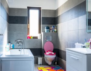 Ház 4 szobák eladó on Floresti