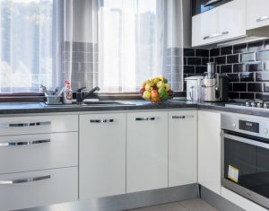 Ház 4 szobák eladó on Floresti