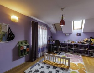 Ház 5 szobák eladó on Floresti