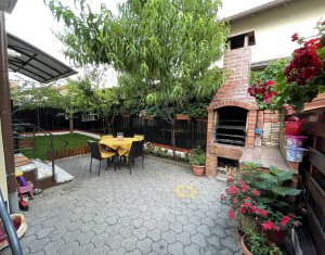 Ház 4 szobák eladó on Floresti