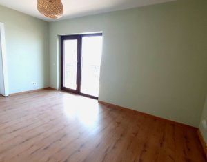 Maison 5 chambres à louer dans Floresti