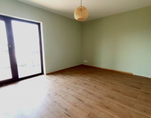 Maison 5 chambres à louer dans Floresti