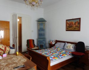 Ház 11 szobák eladó on Cluj-napoca, Zóna Centru